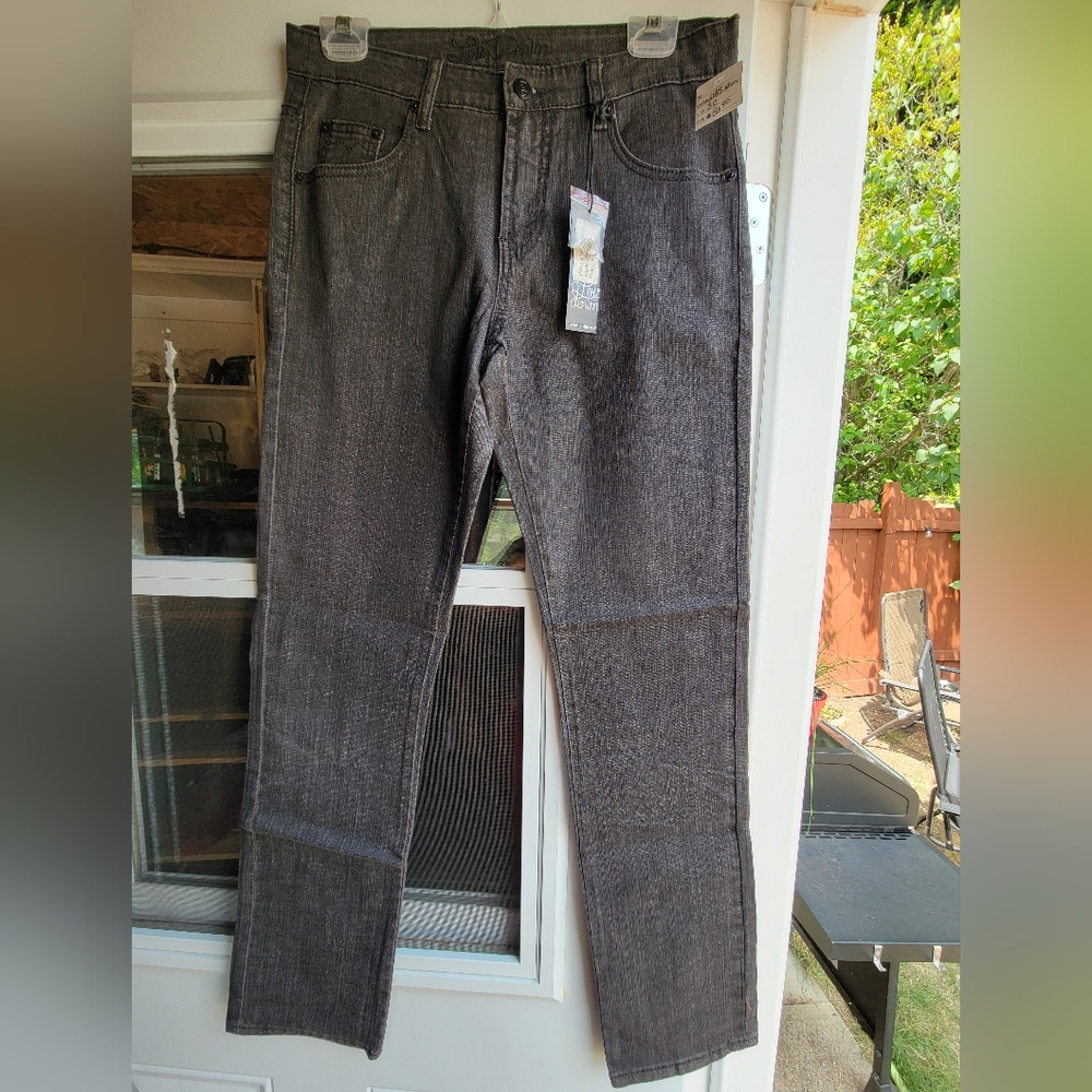 Women's Straight Leg Jeans With White Stitching - Black Grey 31x32